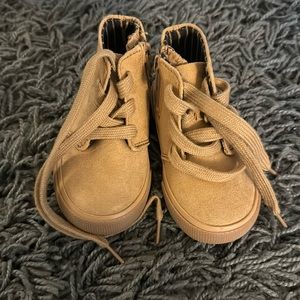 Cat and jack boys boots size 5